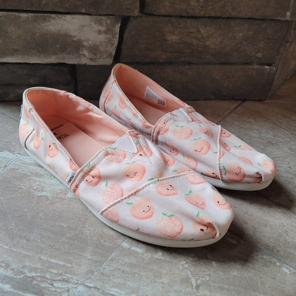Tom's X Paper Source Womens Shoes  W7 Peaches Pink Pear Alpargata 10017633